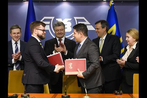 A US$bn framnework agreement to support the modernisation of the rail network in 2018-34 was signed by Ukrainian Railways and GE Transportation on February 23.